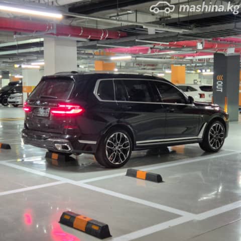 BMW X7 I (G07) Рестайлинг 40d 3.0d AT 4WD