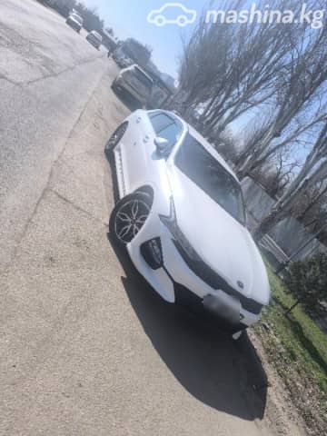 Kia K5 III LPi 2.0 AT