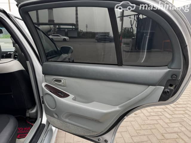 Toyota Aristo I 3.0 AT