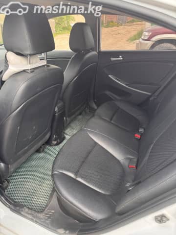 Hyundai Accent IV 1.4 CVT