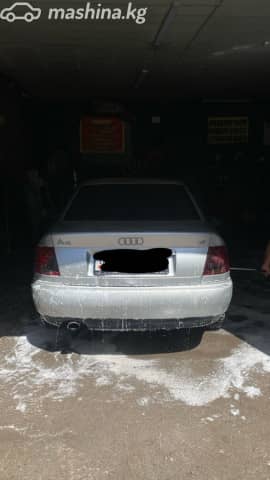 Audi A4 I (B5) 1.6 MT