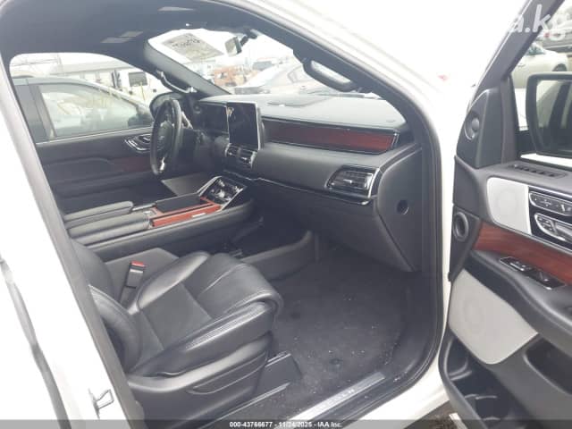 Lincoln Navigator IV L 3.5 AT 4WD