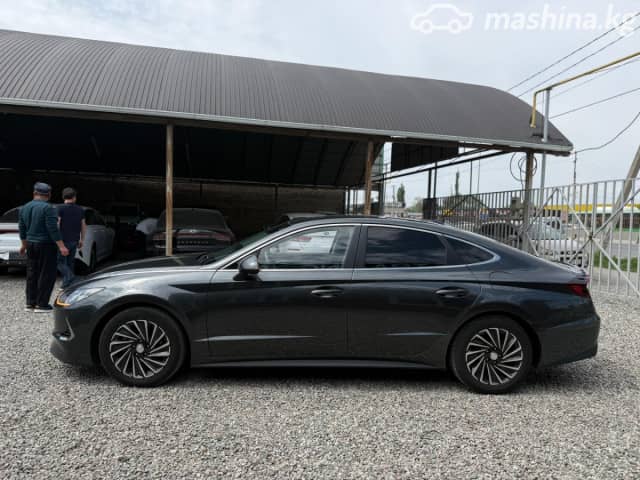 Hyundai Sonata VIII (DN8) 2.0hyb AT