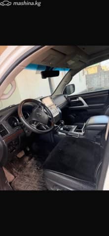 Toyota Land Cruiser 200 Series Рестайлинг 2 4.5d AT 4WD