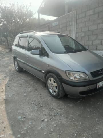 Opel Zafira A Рестайлинг 1.8 MT