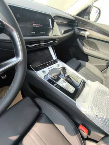 Audi Q6 40 TFSI 2.0 AMT 4WD