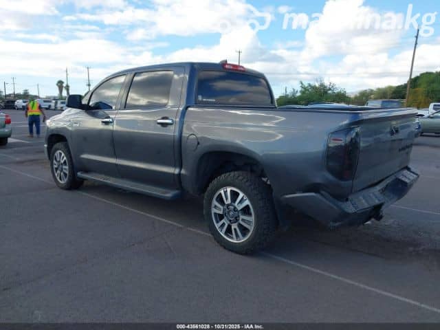 Toyota Tundra II Рестайлинг CrewMax 5.7 AT 4WD