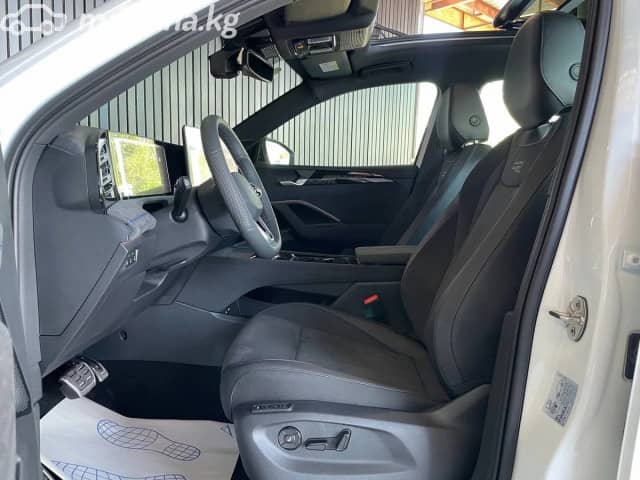 Volkswagen Tiguan III (China Market) 2.0 AMT 4WD