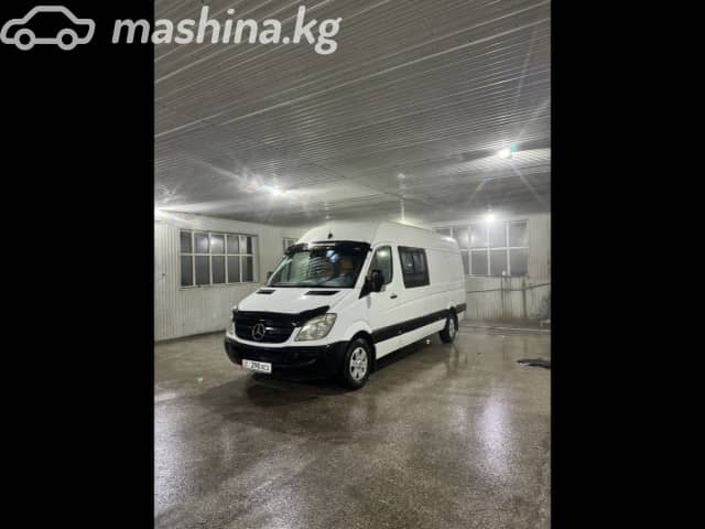 Mercedes-Benz Фургон (4х2)