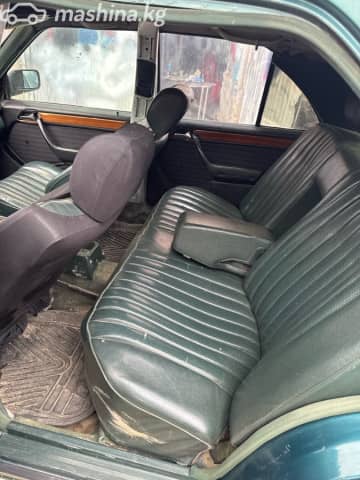 Mercedes-Benz W124 200 2.0d AT