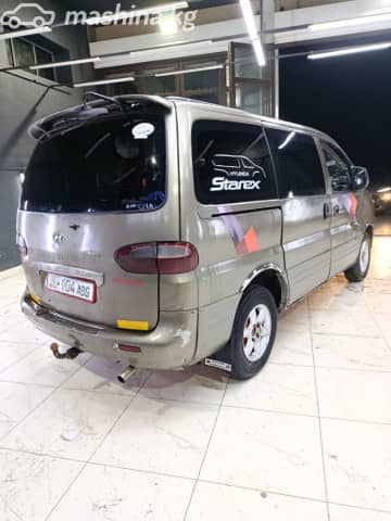 Hyundai Starex (H-1) I 2.5d MT