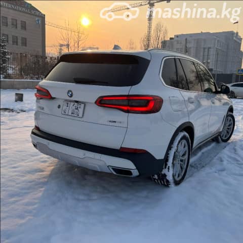 BMW X5 IV (G05/G18) 40i 3.0 AT 4WD