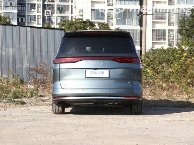 BYD Xia 36.6 kWh 1.5hyb CVT