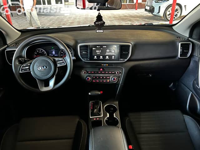 Kia Sportage IV Рестайлинг 2.4 AT