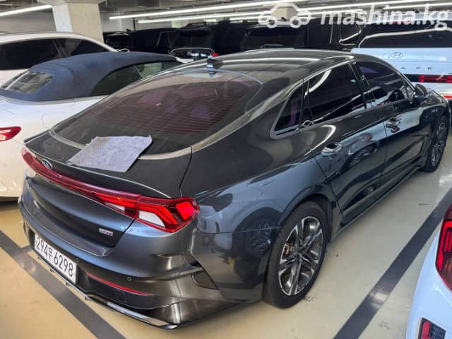 Kia K5 III 1.5 AMT