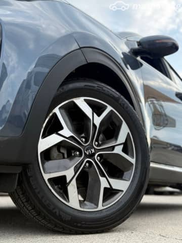Kia Sportage IV Рестайлинг 2.0d AT 4WD