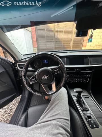 Kia K5 II 2.0 AT