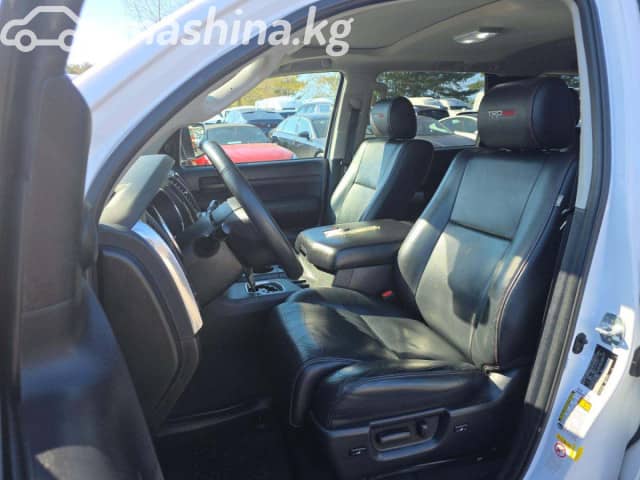 Toyota Sequoia II Рестайлинг 5.7 AT 4WD