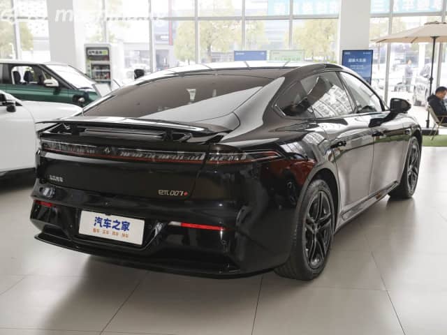 Dongfeng eπ 007 Electro AT