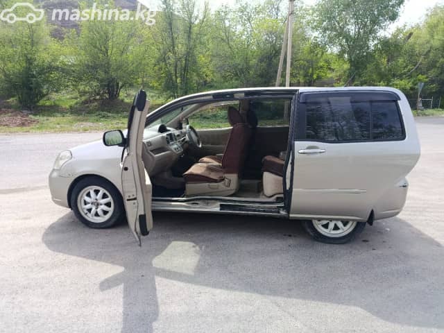 Toyota Raum II 1.5 AT
