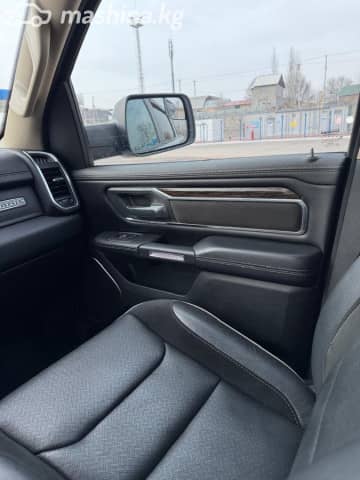 RAM 1500 V Quad Cab 5.7 AT 4WD