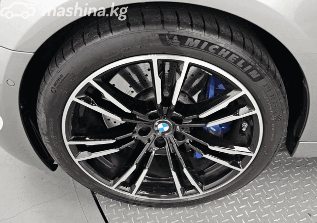 BMW M5 VI (F90) 4.4 Steptronic xDrive