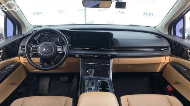 Kia Carnival IV 2.2d AT
