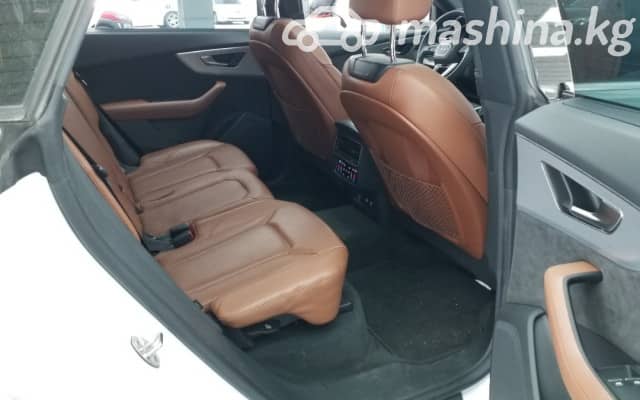 Audi Q8 I (4M) 55 TFSI 3.0 AT 4WD
