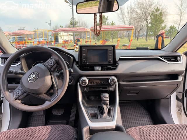 Toyota RAV4 V (XA50) 2.5 AT 4WD