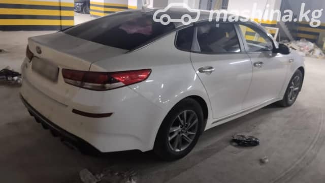 Kia K5 II 2.0 AT