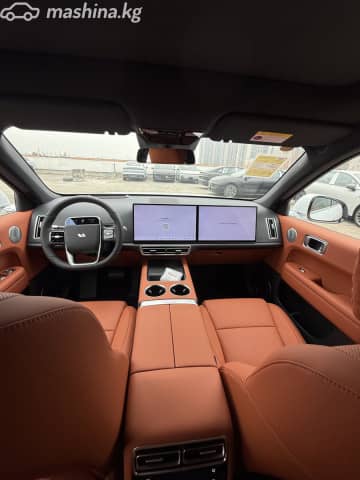 LiXiang L6 1.5hyb AT 4WD