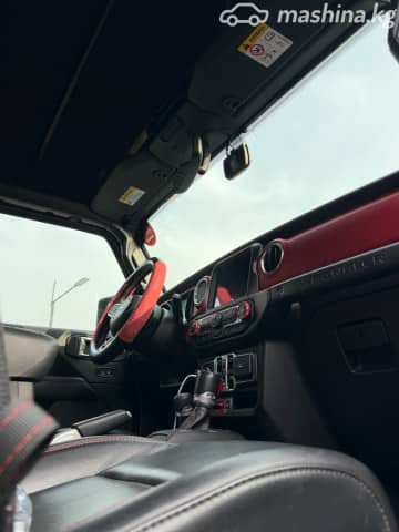 Jeep Wrangler IV (JL) 2.0 AT 4WD