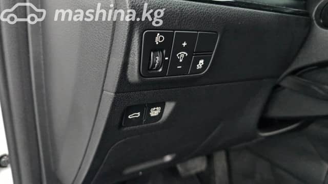 Kia K5 III Рестайлинг 2.0hyb AT