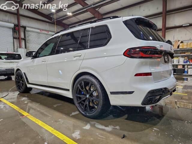 BMW X7 I (G07) Рестайлинг M60i 4.4 AT 4WD