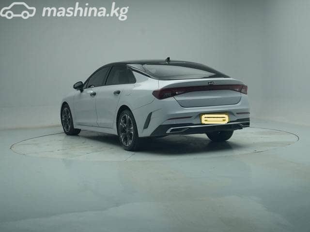 Kia K5 III 1.5 AMT