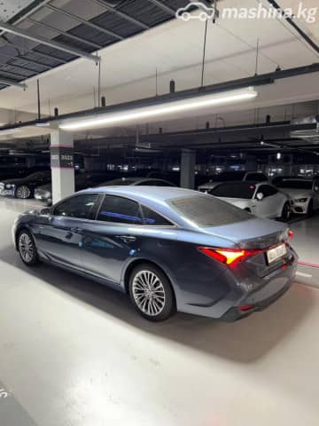 Toyota Avalon V 2.5hyb CVT