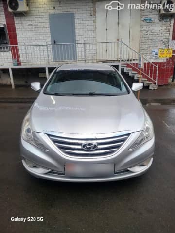 Hyundai Sonata VI (YF) 2.0 AT Газ
