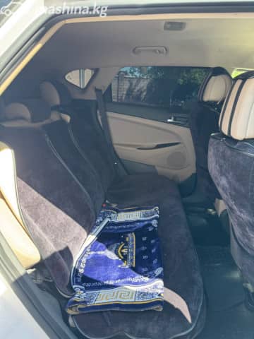 Hyundai Tucson III 1.6T AT