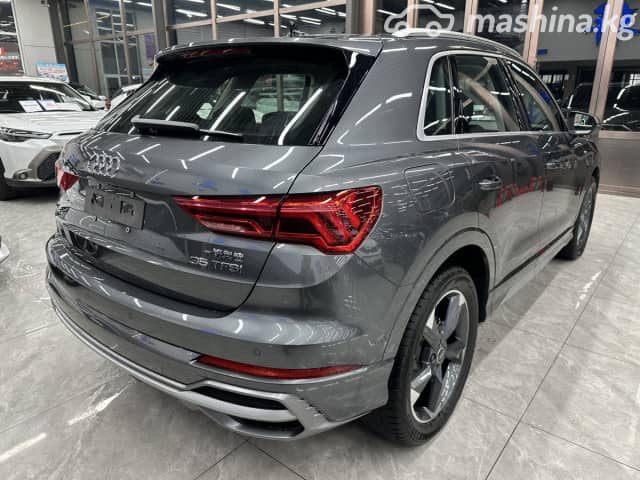 Audi Q3 II (F3) 35 TFSI 1.4 AMT