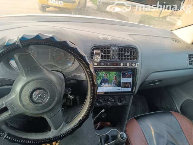 Volkswagen Polo V 1.6 MT