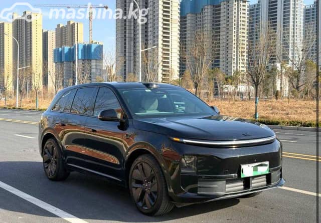 LiXiang L6 1.5hyb AT 4WD