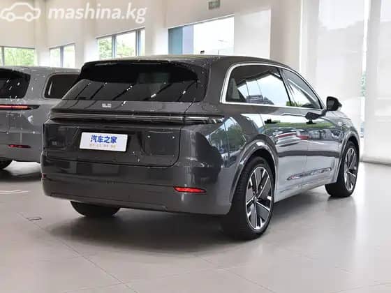 LiXiang L7 Рестайлинг 1.5hyb AT 4WD