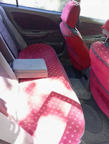 Toyota Avensis I 1.6 MT