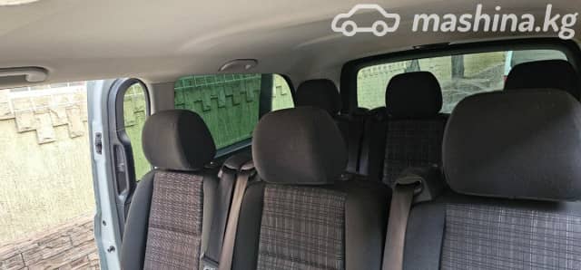 Mercedes-Benz Vito III (W447) 124 CDI L2 2.0d AT 4WD