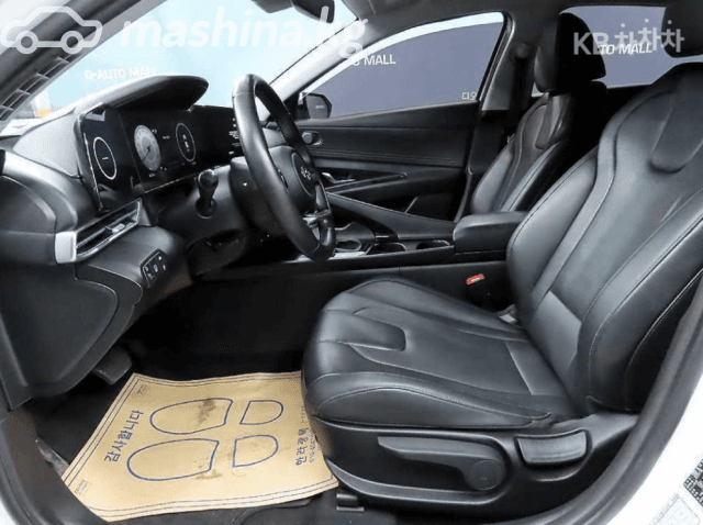 Hyundai Avante VII 1.6hyb AMT