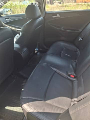 Hyundai Sonata V (NF) 2.0 AT Газ