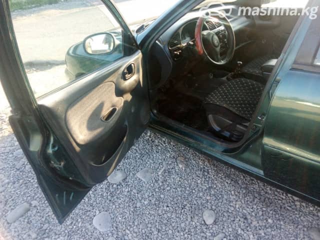 Daewoo Lanos (Sens) 1.5 MT