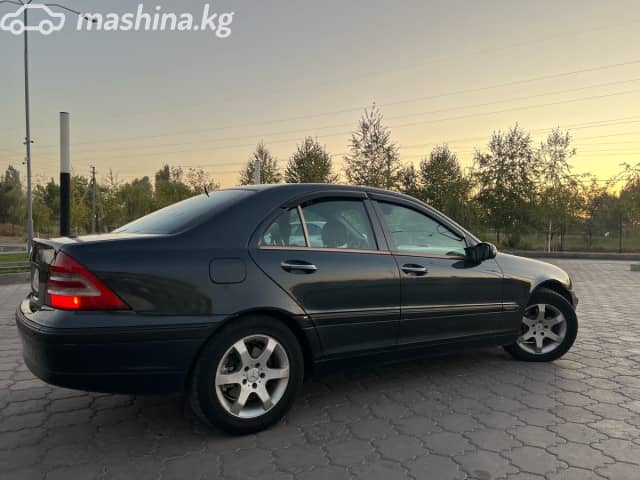 Mercedes-Benz C-Класс II (W203) 240 2.6 AT
