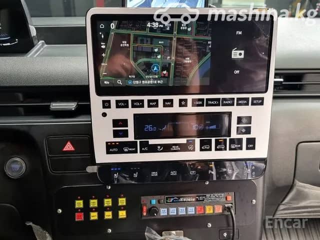 Hyundai Staria 2.2d AT
