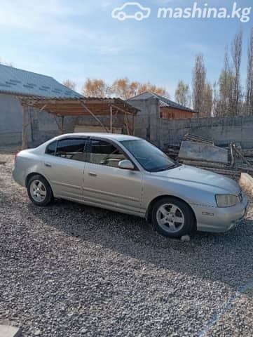 Hyundai Avante III 1.5 MT